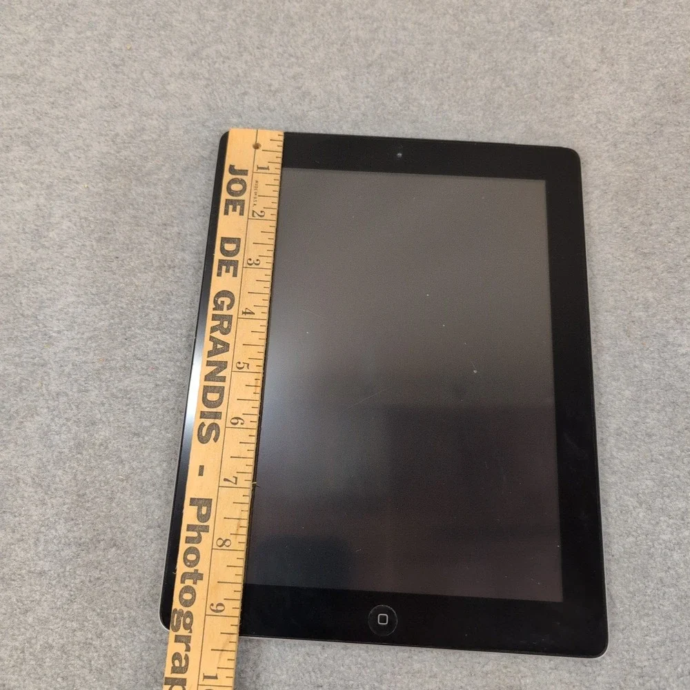 Apple iPad 2nd Gen A1396 16GB Silver WiFi Cellular Tablet Untested NA306